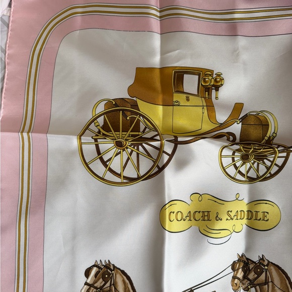 Hermès Coach & Saddle silk scarf in a signature orange box. - Picture 8 of 12